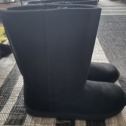 Black Winter Boots Sherpa Lined Inside 