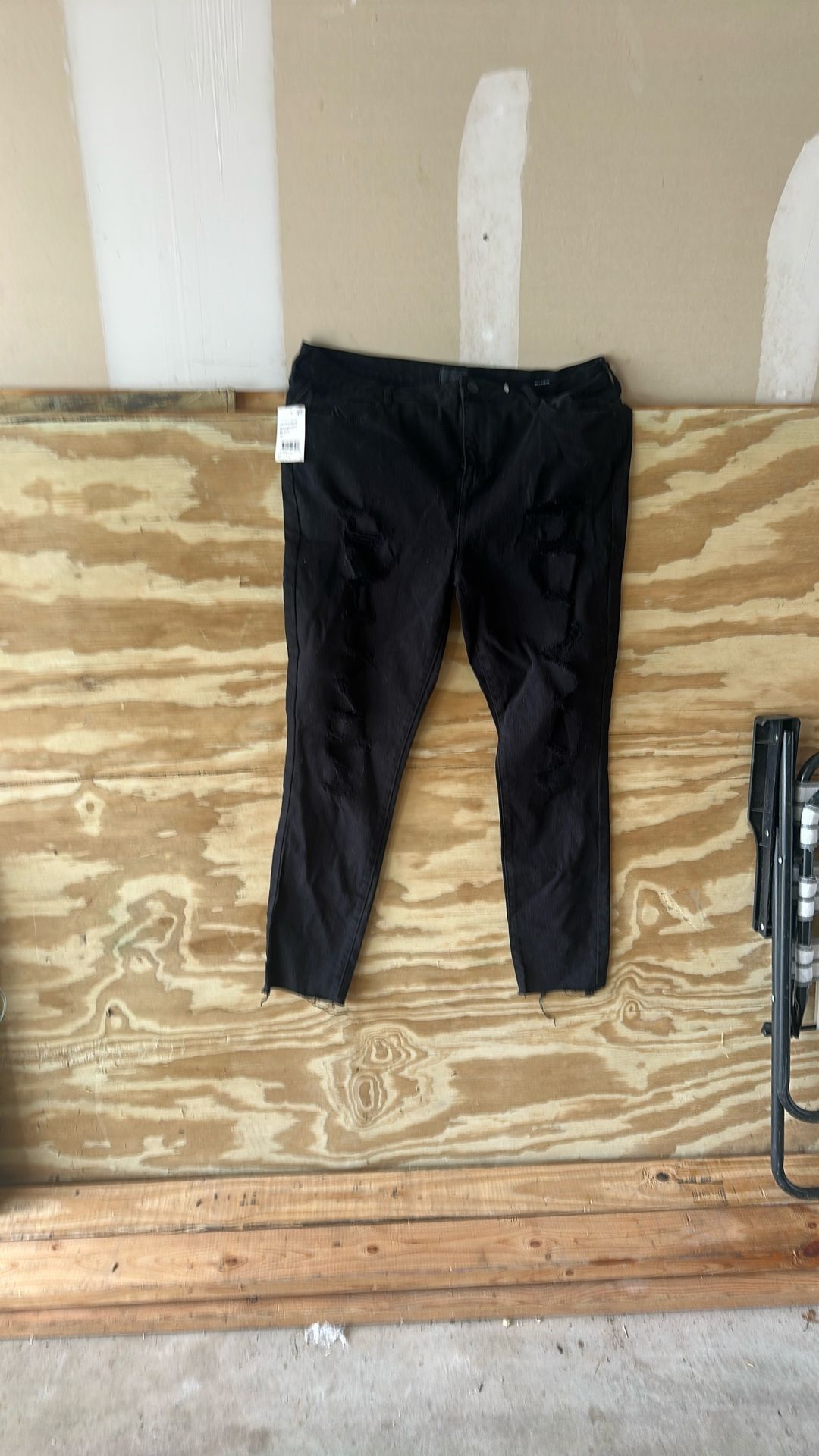 New size 32 pants
