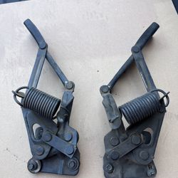 OEM Pair of 1969 Mustang Hood Hinges