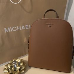 New!!!! Michael Kors Backpack 