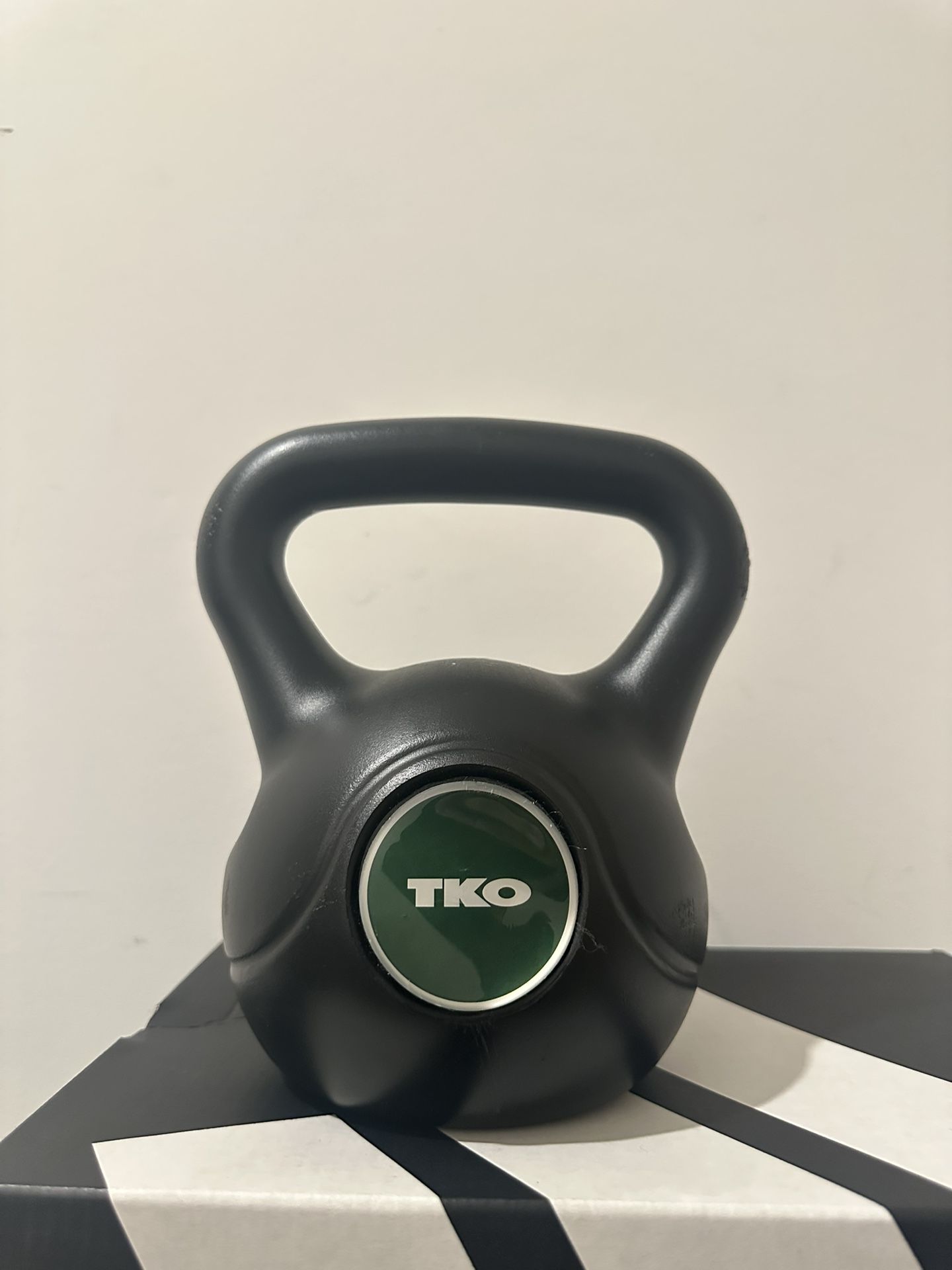 TKO 8 pound kettlebell