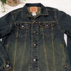 Levi's Jacket  Women Size  XL 