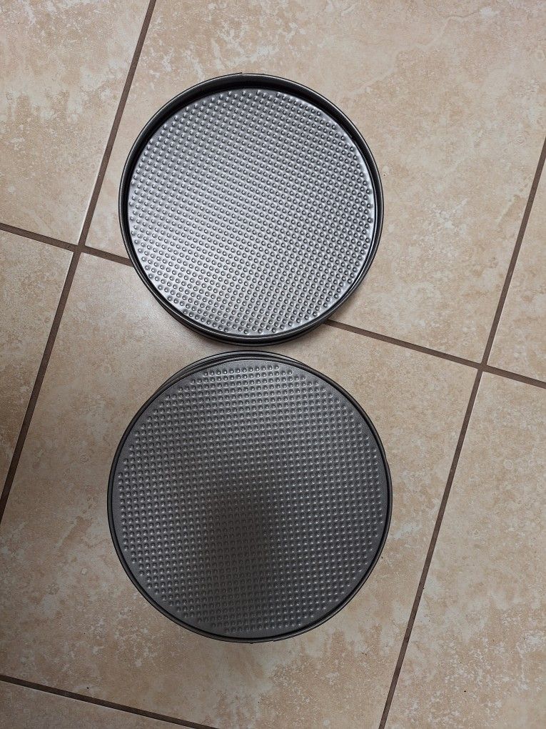 Cheesecake Pans (2) Medium and Large