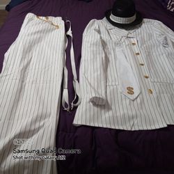 HALLOWEEN COSTUME