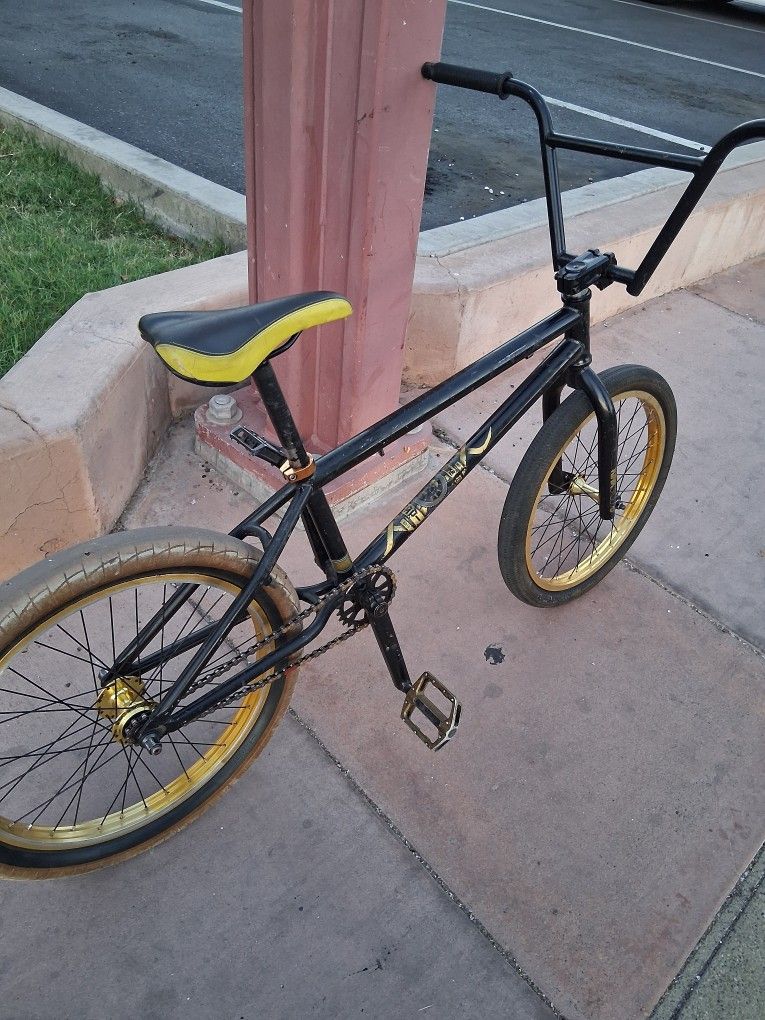 KINK GAP 20IN BMX