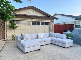 Modern Sectional 3 Piece Sofa - Delivery Available