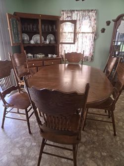 Dining Room Set 6 Chairs And Hutch
