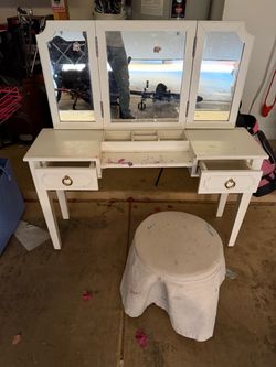 Pottery barn vanity