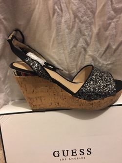Guess wedge shoe