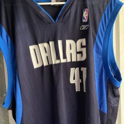 Old Mavs Jersey Size XL