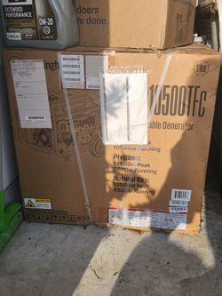 Westinghouse WGEN10500TFc Tri-Fuel Portable Generator