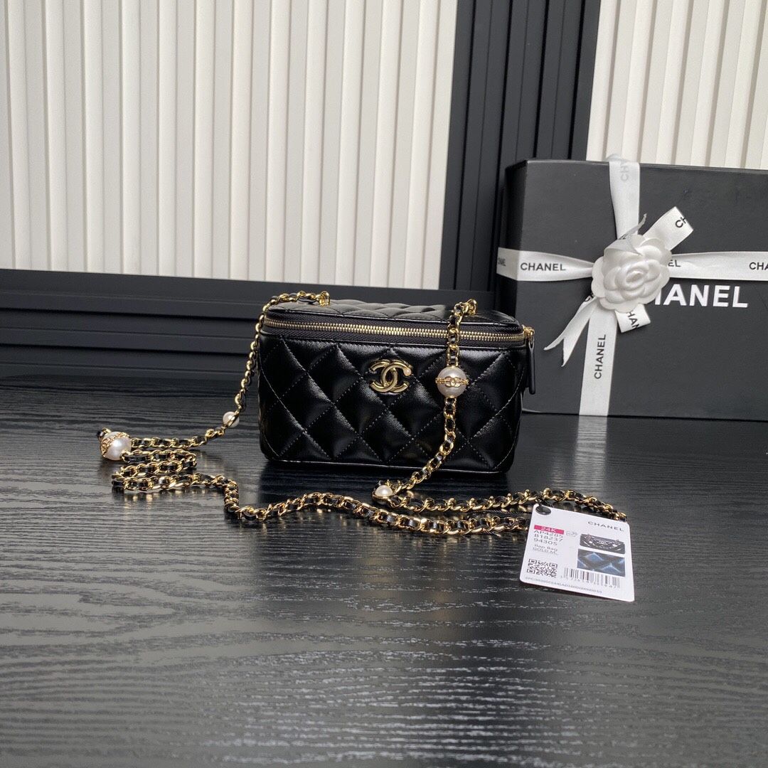 Women's classic versatile shoulder bag