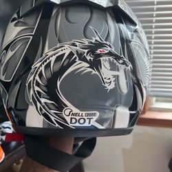 I have a brand new motorcycle helmet. I never used and great excellent cachet brand new.
