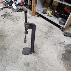 Old Fashion Bottle Capper