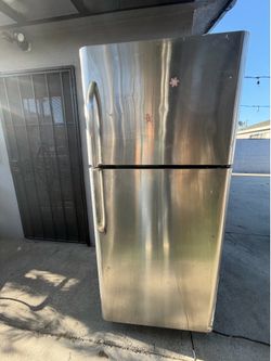 Free fridge