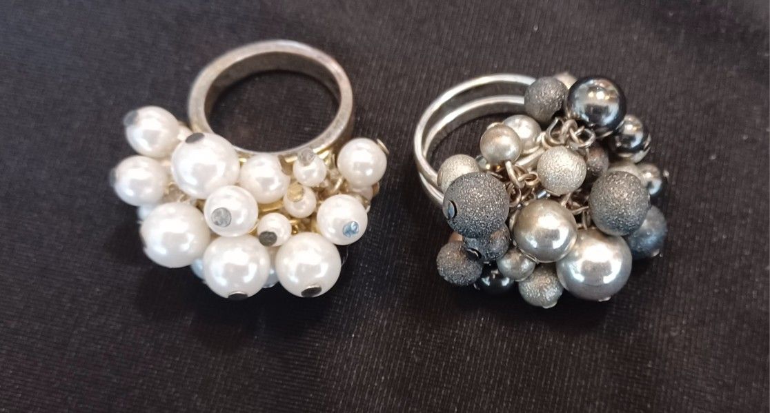 2 Cluster Rings Costume Jewelry