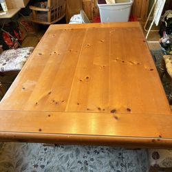 Dining Room Table 