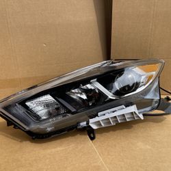 Halogen Headlight For 2016  2017 2018 Nissan Maxima Driver Passenger