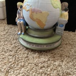 Vintage It’s a Small World Music Box