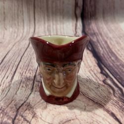 VTG Royal Doulton Toby Jug Mug - The Cardinal Red Hat 