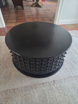 36" Round Black Drum Coffee Table – Carved Lattice Base