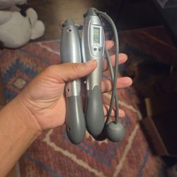 Digital jump rope