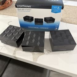 AX1500 NetGear Nighthawk Mesh Router 3 pack