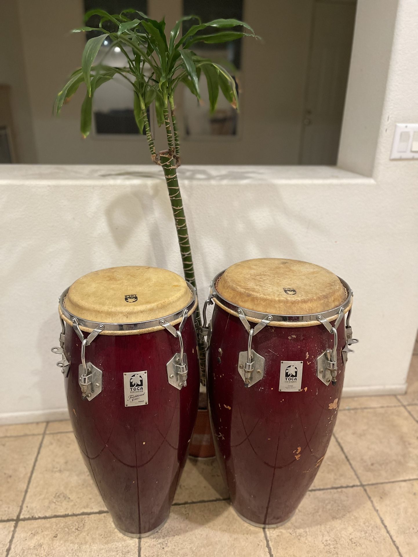 Congas Trombón Guitarra Mandolinas Rines20 Small Mills Dreall