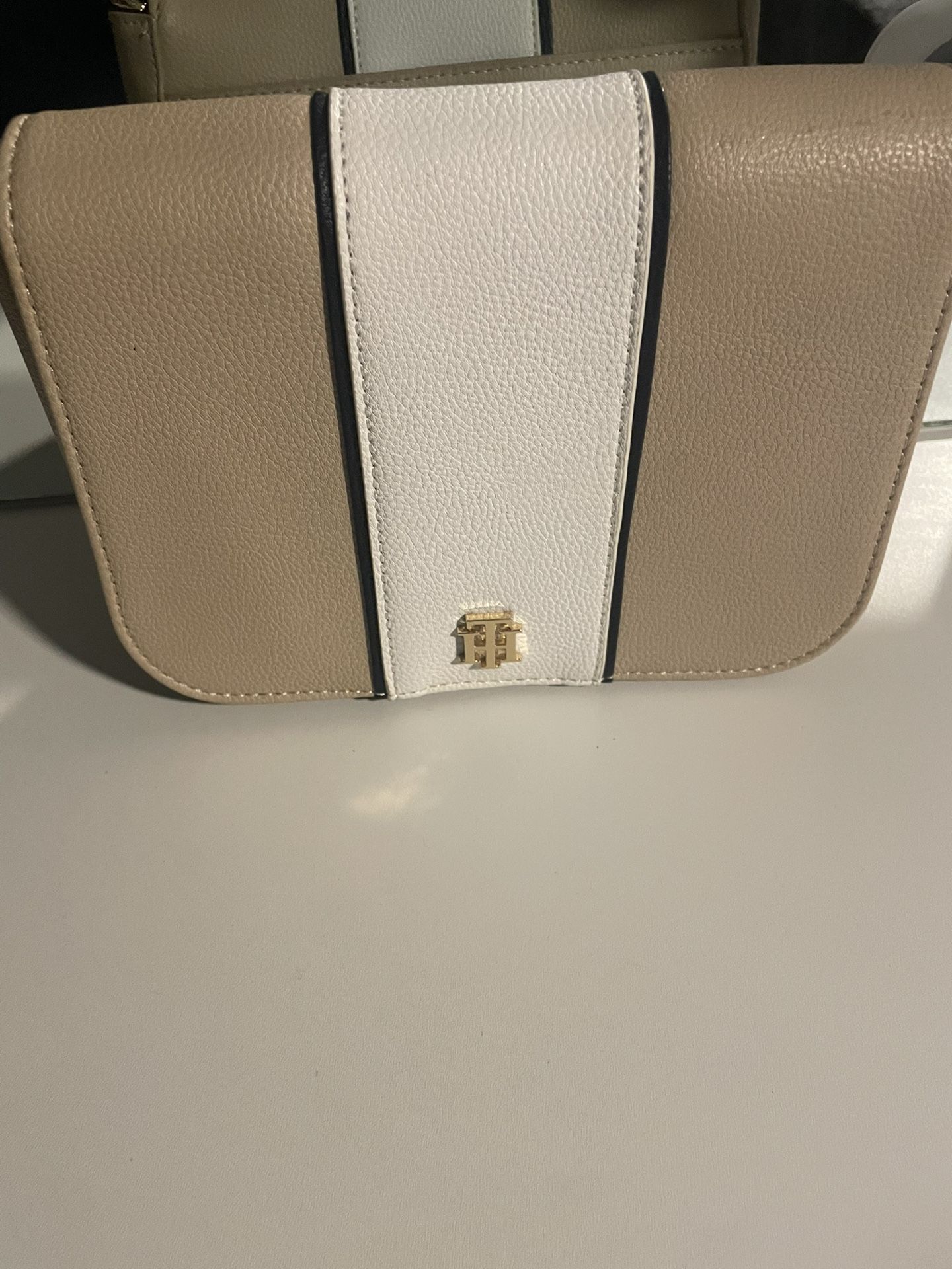 Tommy Hilfiger Side Bag