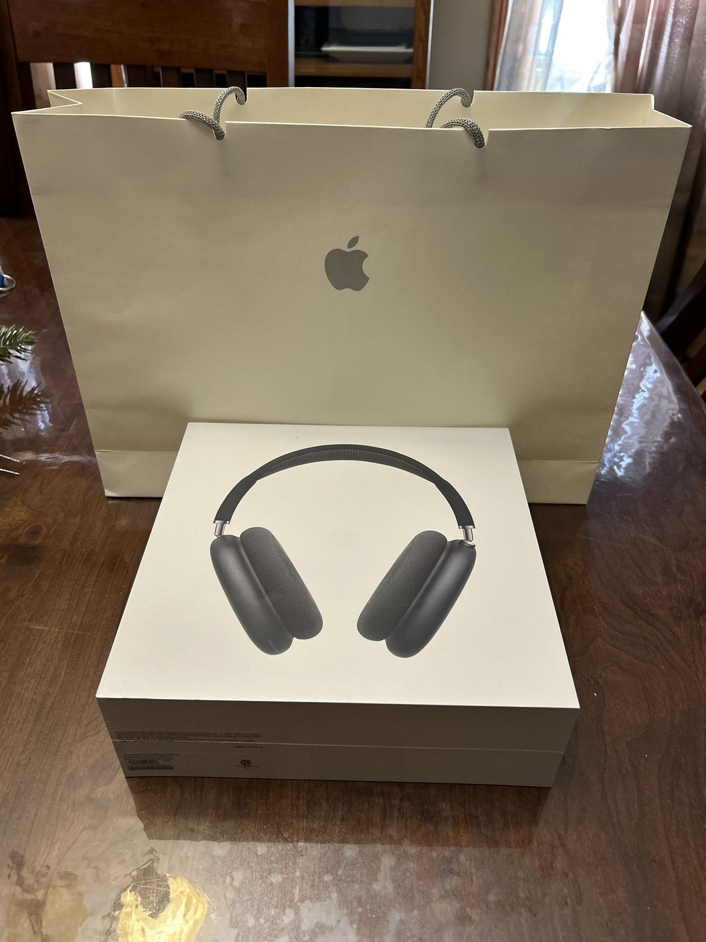 Brand New Airpod Maxes Black Color