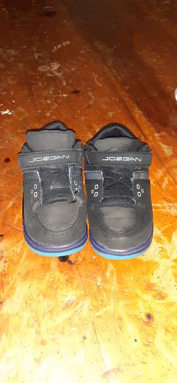 Hurry hurry now baby Jordan's for the low size 8c