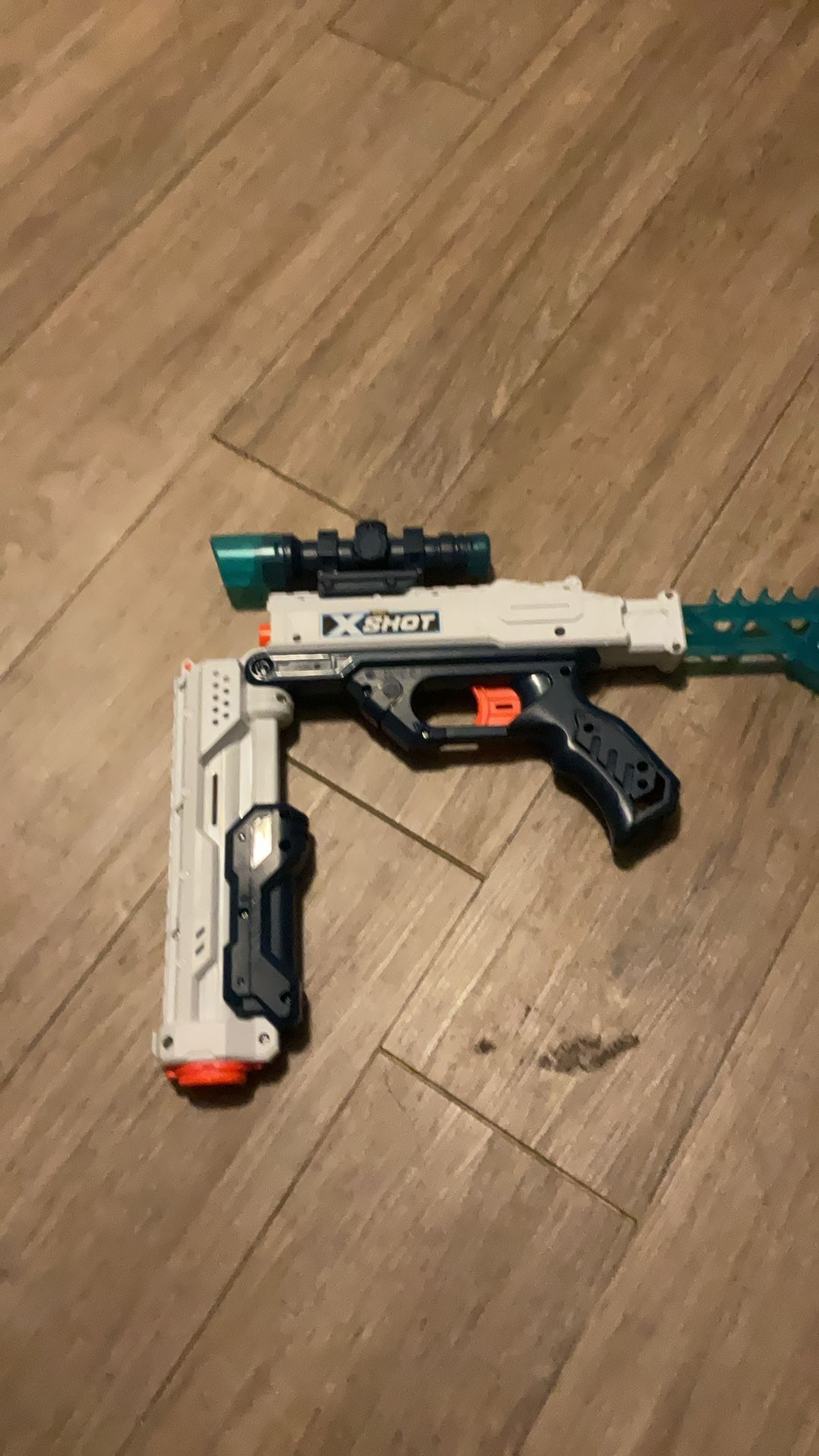 XSHOT Nerf gun. (Bullets included) Fun to play with.