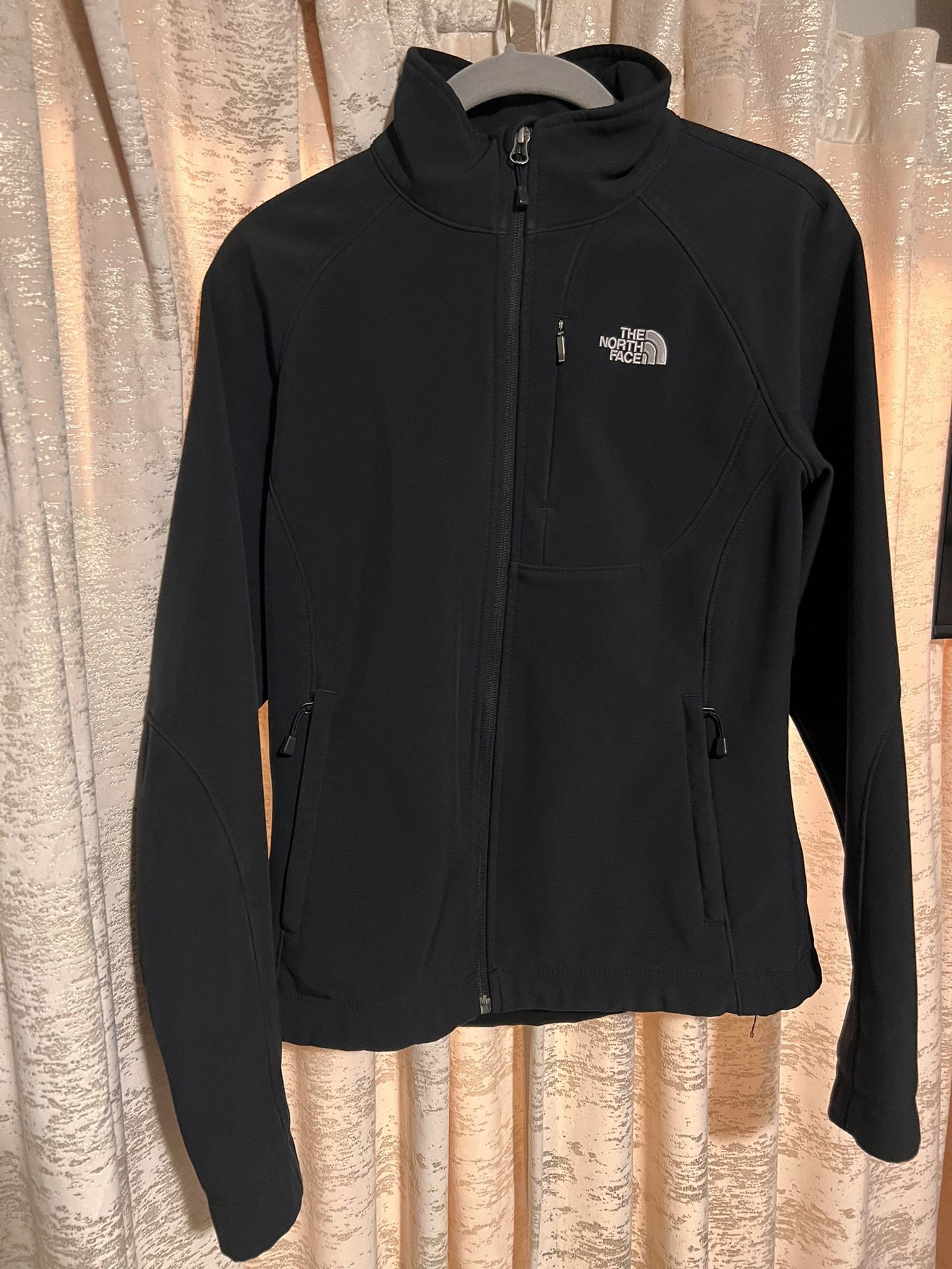 NORTHFACE SOFT JACKET SMALL