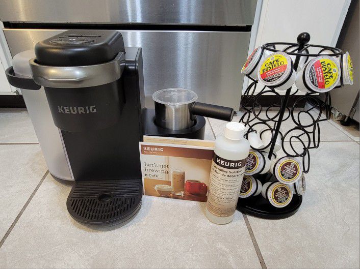 *LIKE-NEW* Keurig K-Cafe Special Edition Coffee, Latte & Cappuccino Maker & K-Cup Pod Carousel 