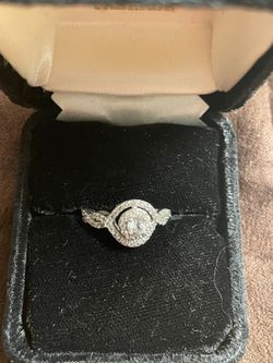 Engagement ring size 6