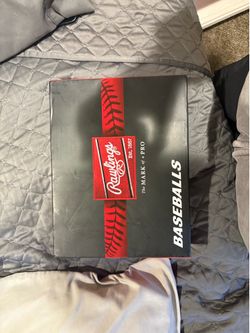 Brand new mlb Rawlings baseballs