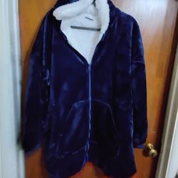 Ladies 2XL Sherpy Fleece Inside Crushed Velvet Outside 