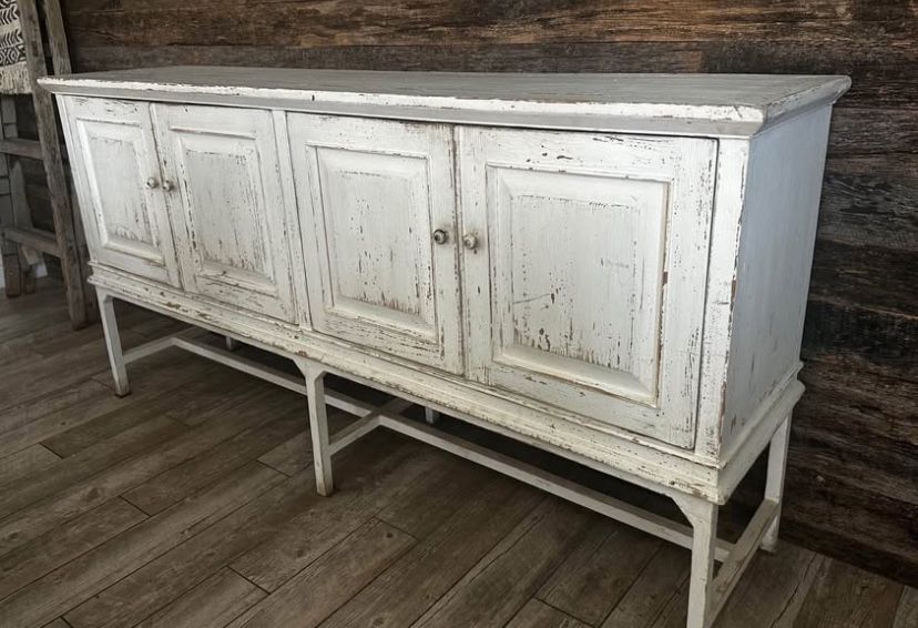 White Shabby Cabinet
