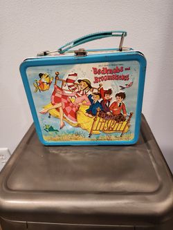 Vintage 1970 Walt Disney's BEDKNOBS AND BROOMSTICKS Metal Lunchbox No Thermos