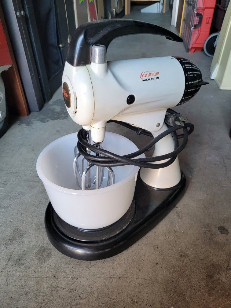 Vintage Sunbeam Mixmaster 50s