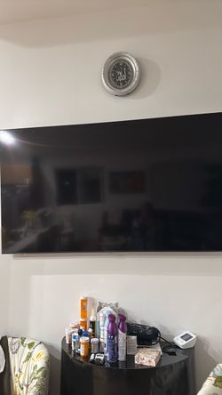 Large Flat Screen TV Wall Mounted