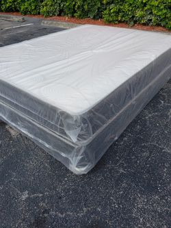 NEW FULL-SIZE MATTRESS & BOX SPRING - 2PC