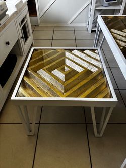 Artesian side table
