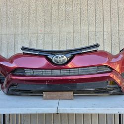 2016 2017 2018 Toyota RAV4 RAV-4 Front Bumper Original Used OEM *DAMAGED*