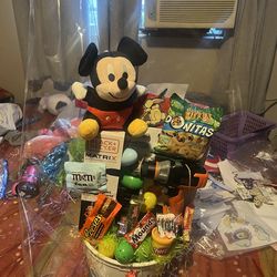 Mickey Mouse easter basket