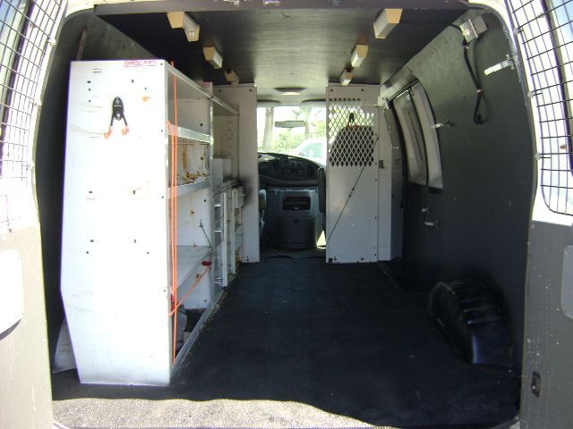 2002 Ford Econoline Cargo