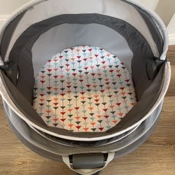 Fisher Price Baby Portable Bassinet and Play Space On-the-Go Baby Dome 