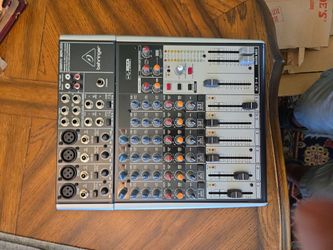 XENYX 1204 12-Input 2/2- Bus Mixer