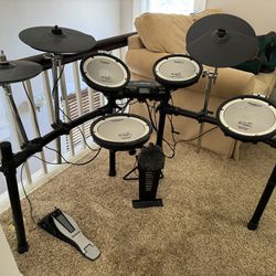 Roland TD-4 Full Electric Drum Set