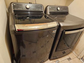 LG 5.5 cu washer and dryer set